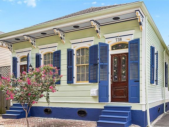 3rd image of 738 Lesseps St