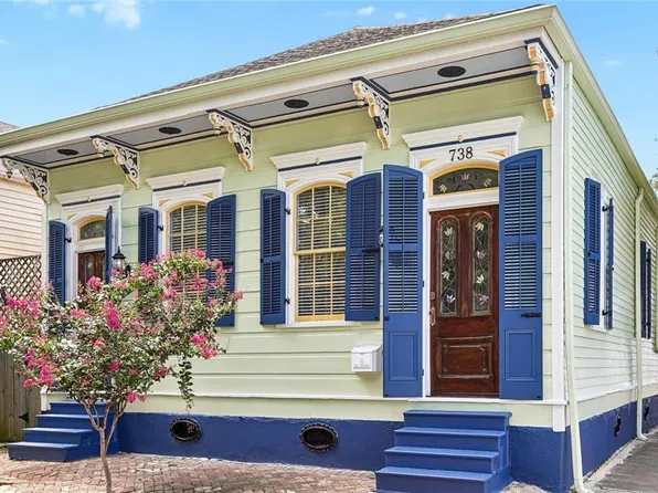 738 Lesseps St, New Orleans, LA 70117
