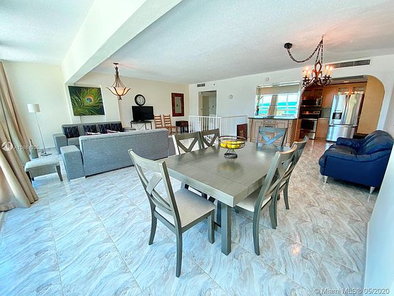 4th image of 5445 Collins Ave APT Bay7