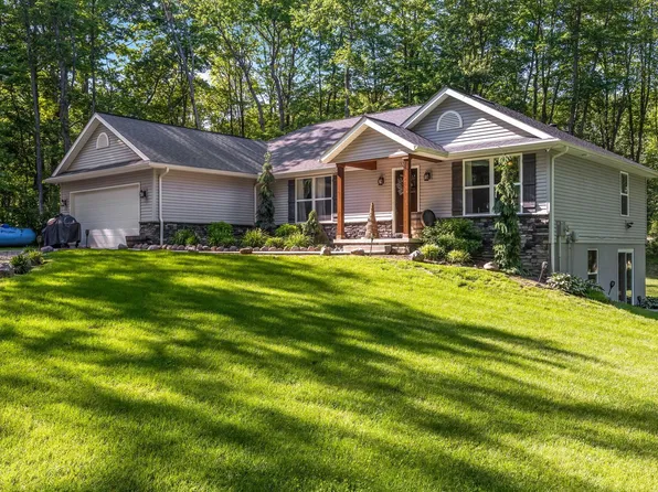 3255 Loper Rd NE, Newark, OH 43055