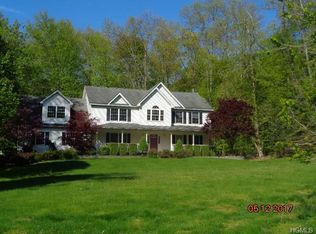 25 Mitchell Ln, Westtown, NY 10998