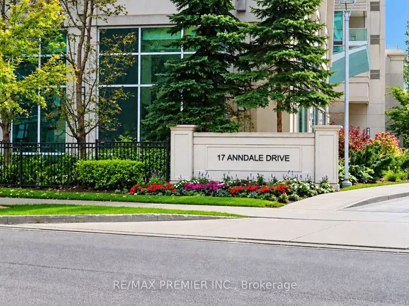 17 Anndale Dr #316, Toronto, ON M2N 2W7