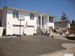 3125 Shore Rd, Bellmore, NY 11710