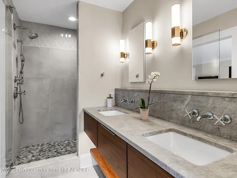 441 Main Ave — Photo 33