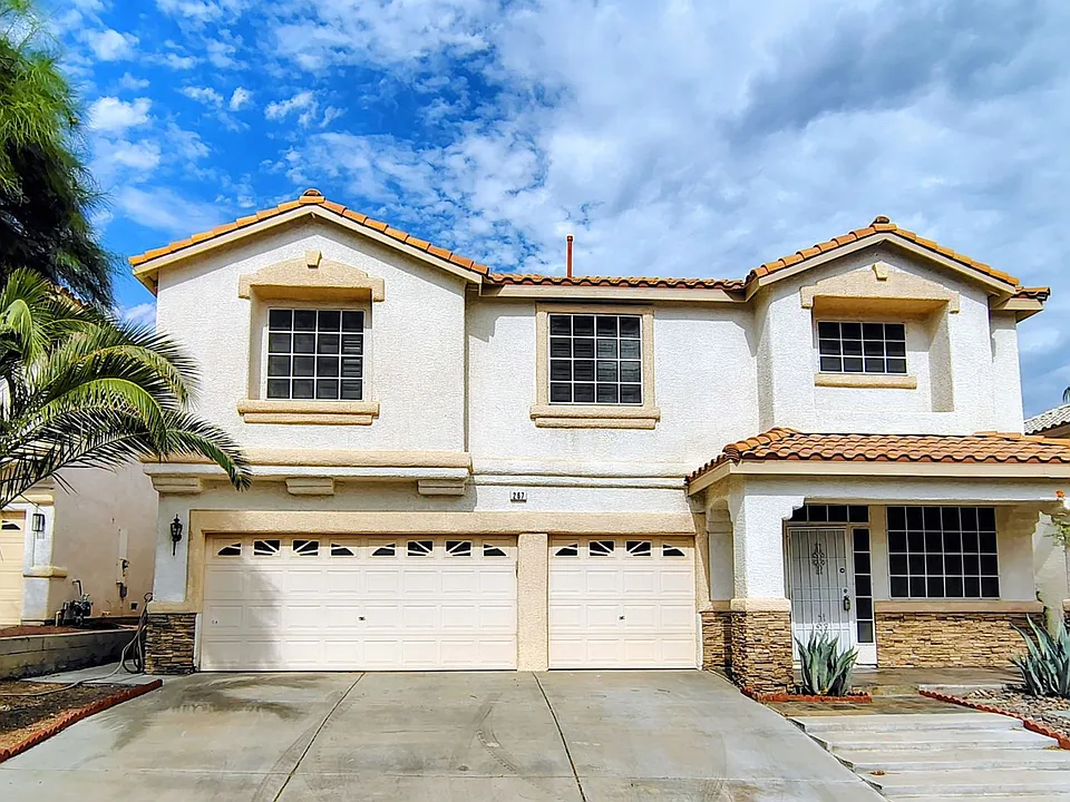 267 Daisy Gold Ct