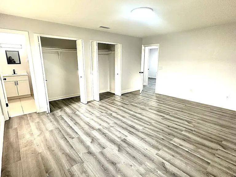 648 Pyramid Ave — Photo 36