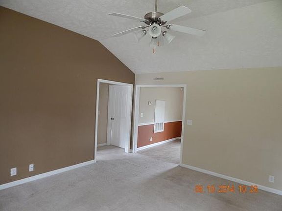4th image of 419 Slippery Rock Dr