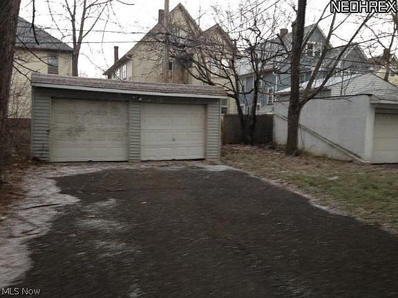 2nd image of 3406-8 Altamont Ave