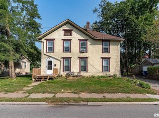 618 E Locust St, Davenport, IA