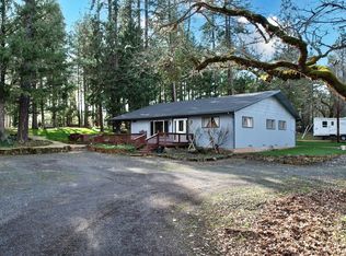 207 Danconia Dr, Trail, OR 97541
