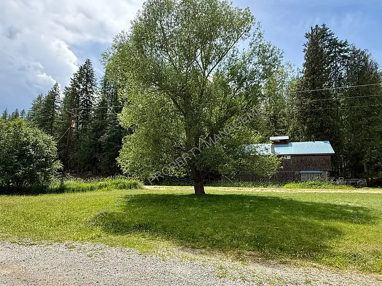 2087 Lower Pack River Rd — Photo 13
