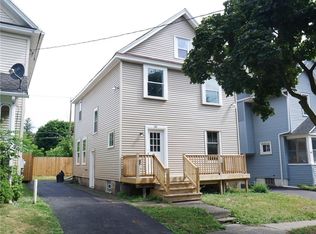 36 Roycroft Dr, Rochester, NY 14621