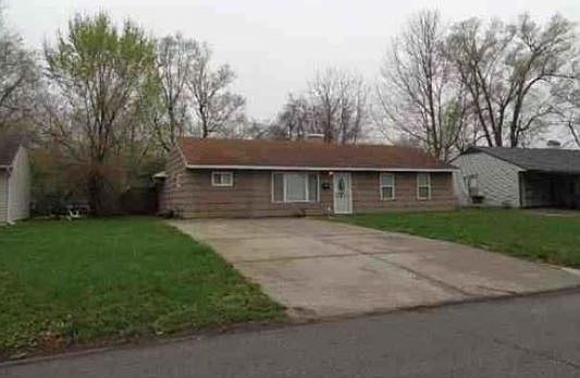1st image of 7307 E 109th St
