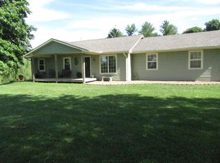 25599 250th Rd, Marshall, MO 65340