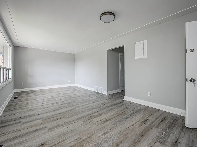 348 Spruce St #2 — Photo 8