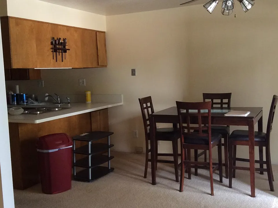 220 N Fanning Ave #21