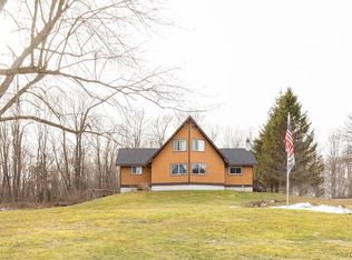 33 Bunker Hill Rd, Oswego, NY 13126