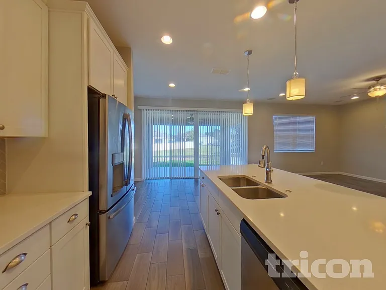 201 Sangmon Ct — Photo 5