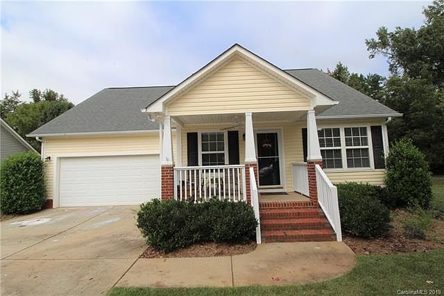1st image of 2010 Mallard Creek Dr #1