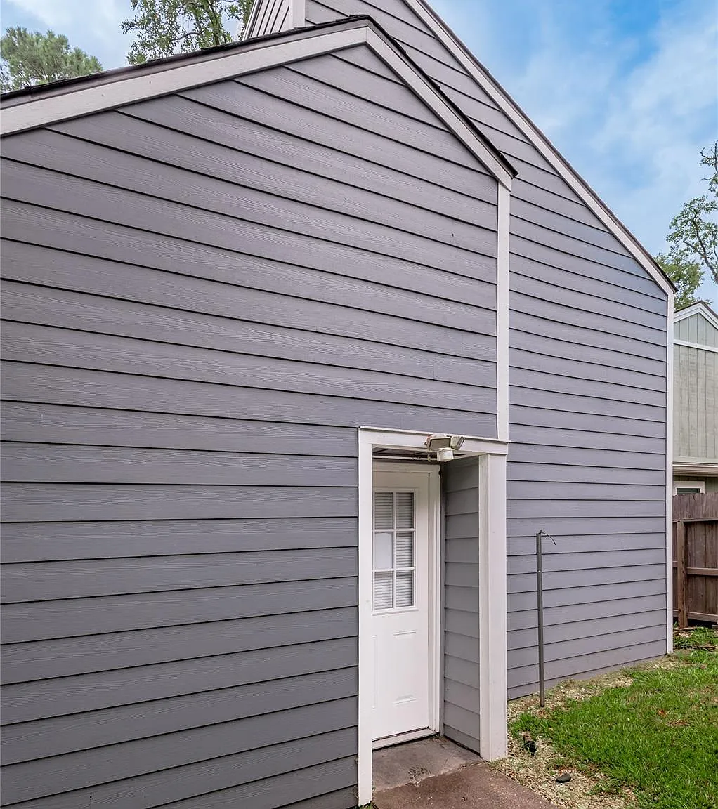 2 bed, 1.0 bath, 928 sqft, $950 — Photo 3