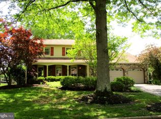 11 Forrest Dr, Holland, PA 18966