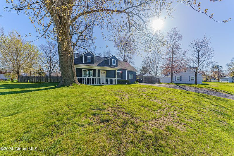 2nd image of 1036 Palazini Drive