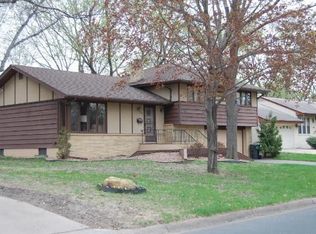 3027 Idaho Ave N, Crystal, MN 55427