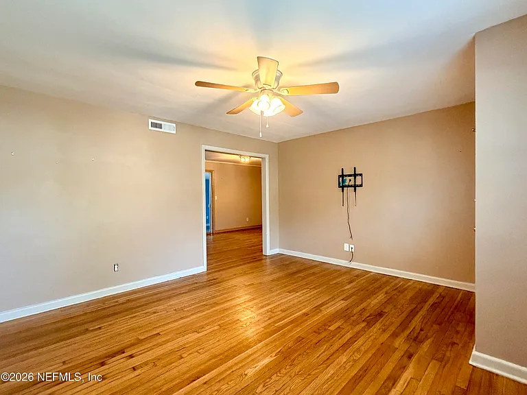 4037 Conga St — Photo 6