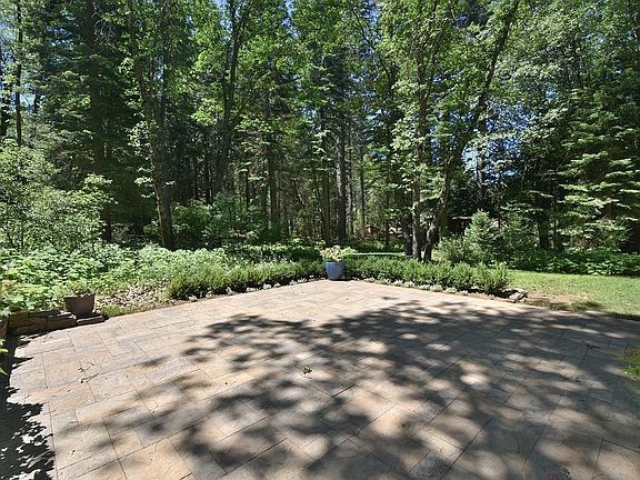 3rd image of 413 N Adams Dr