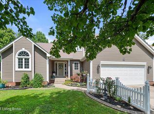 301 Stoneledge Dr, Mount Washington, KY 40047