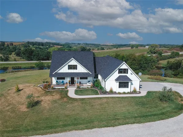 1236 Highway S71, Knoxville, IA 50138