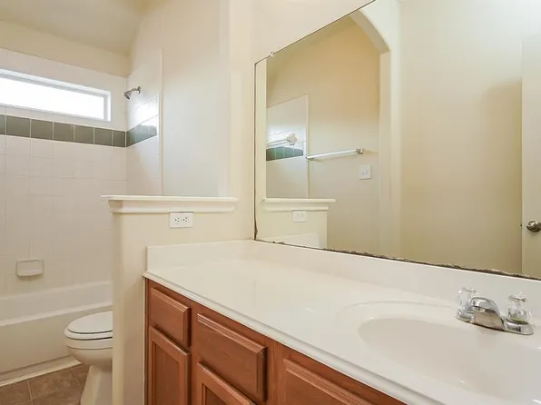 1915 Fergus Park Ct, Houston, TX 77047