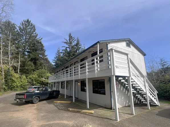1530, 1530 Newmark Ave APT A, Coos Bay, OR 97420