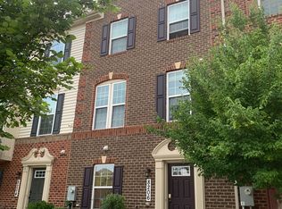 8206 Greenbelt Station Pkwy, Greenbelt, MD 20770