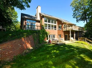 3956 W Poplar Point Ct, Trafalgar, IN