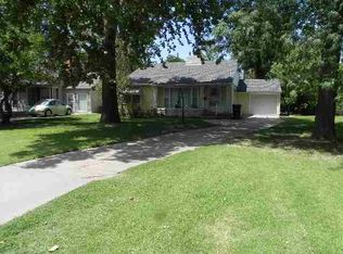 3109 Farmington Rd, Hutchinson, KS 67502