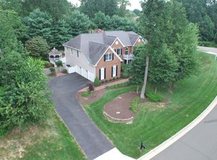 11514 Seneca Woods Ct, Great Falls, VA