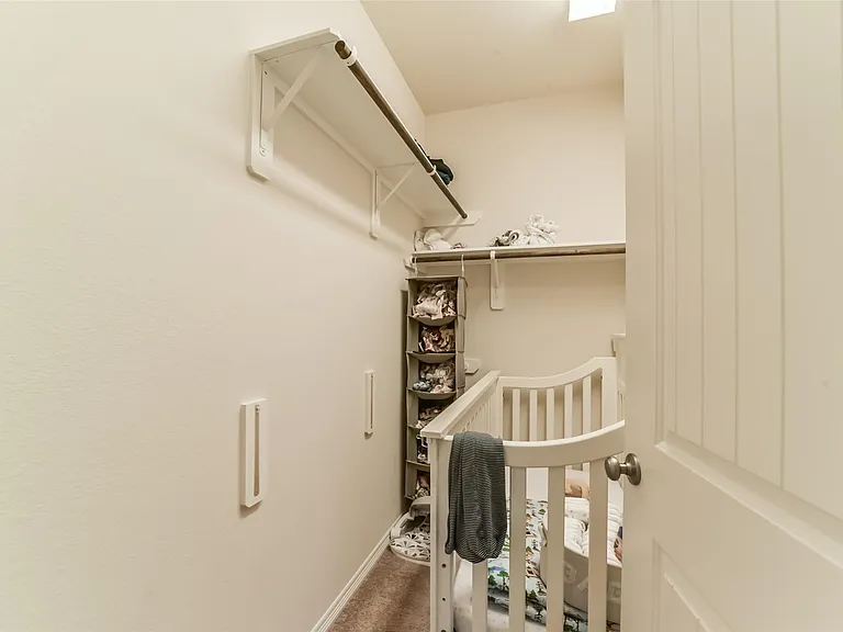 1517 Miles Oaks Pl — Photo 21