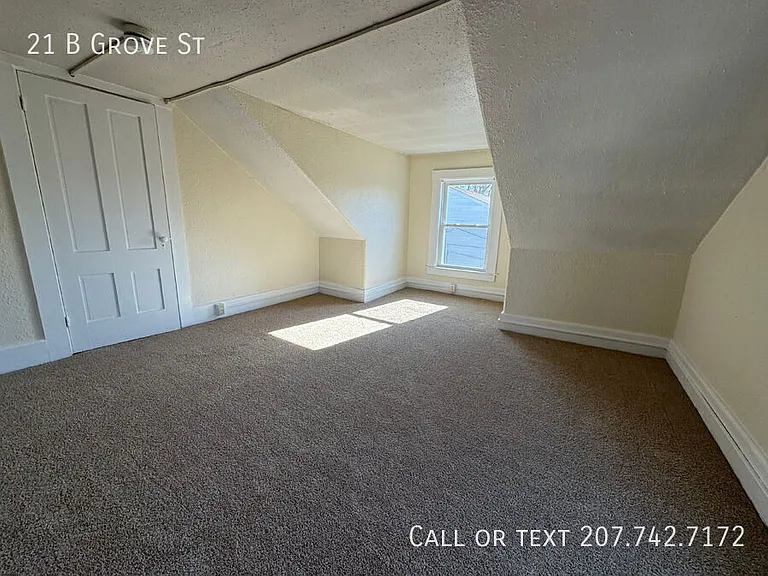 21 Grove St #B — Photo 13