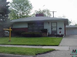 22506 E Norcrest Dr, Saint Clair Shores, MI