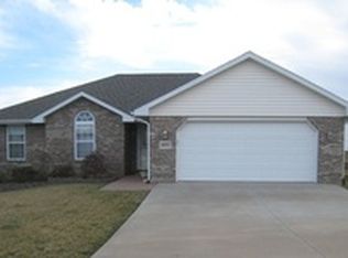 4055 Oxford Rd, Jefferson City, MO 65109