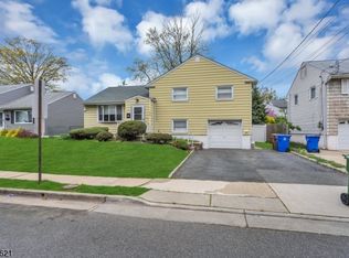 608 Academy Ter, Linden, NJ 07036