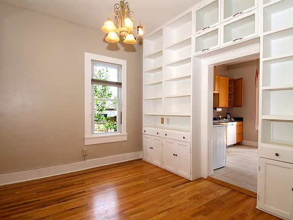 4th image of 3730 S Lowell Blvd