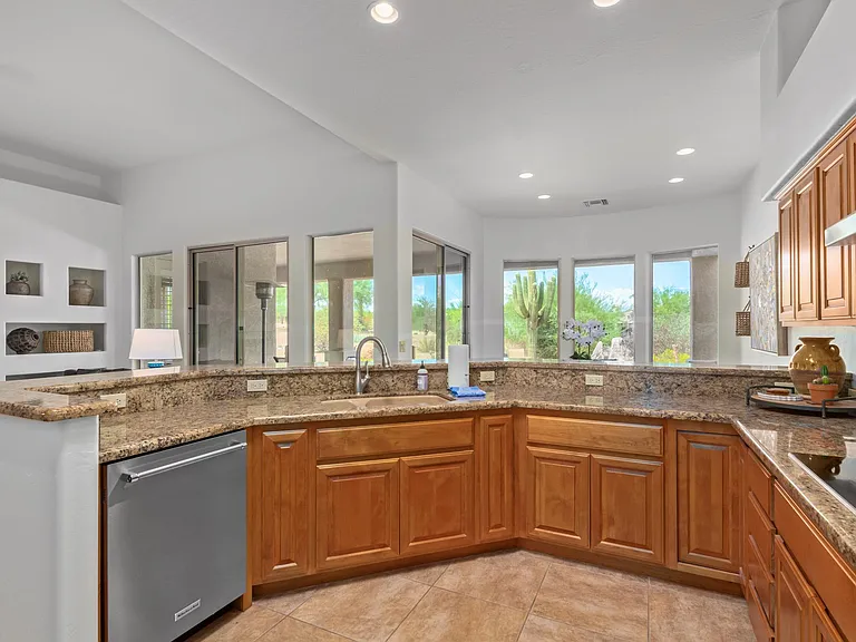 19014 E Eaglenest Dr — Photo 16