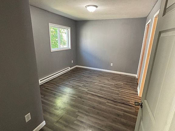 3rd image of 807 W 3rd St #8