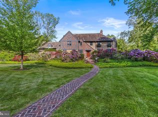 321 Airdale Rd, Bryn Mawr, PA 19010