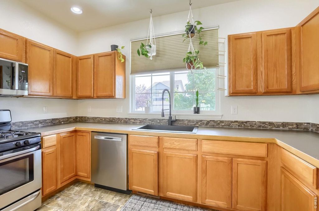 2409 Forecastle Dr