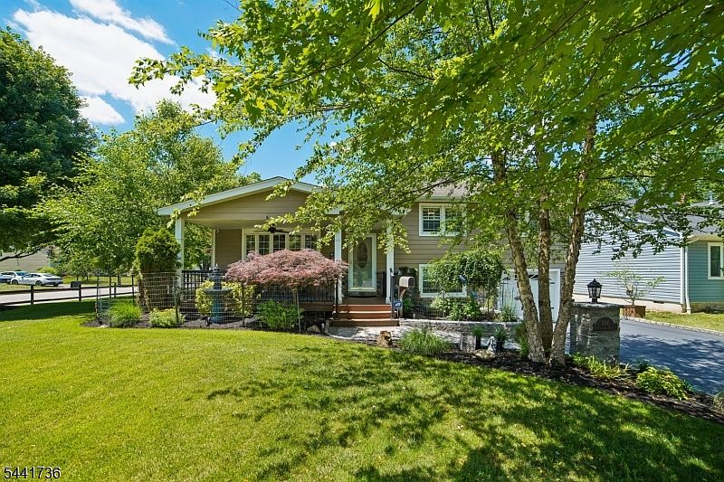 1st image of 1 Emerson Dr