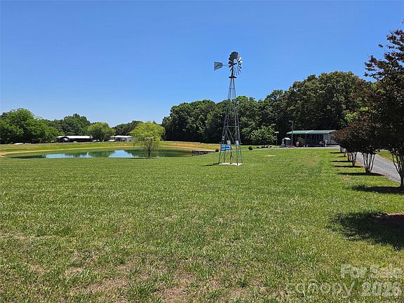 4th image of 16182 Austin Rd
