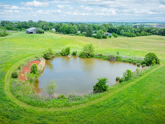 2nd image of 2046 River View Dr